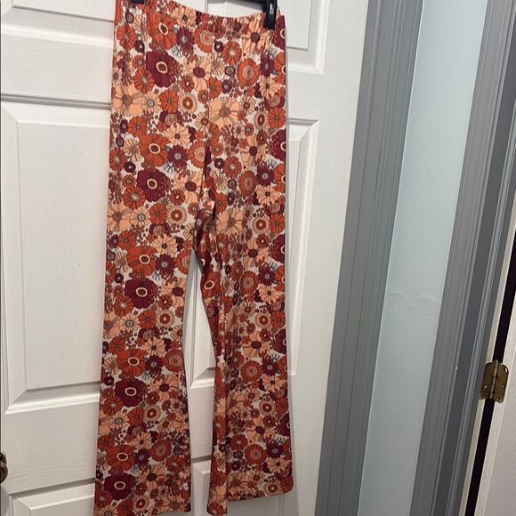 SHEIN Floral Boot Cut Pants - Picture 1 of 4